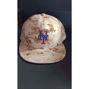 New York Mets 59 Fifty Baseball Flat Bill Hat New Era 7 1/4 Digital Camo